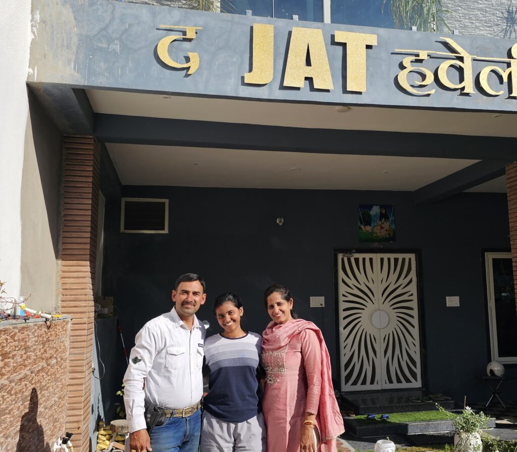 Mahak Jat with Parents Mr. Praveen Jat and Mrs. Asha Jat