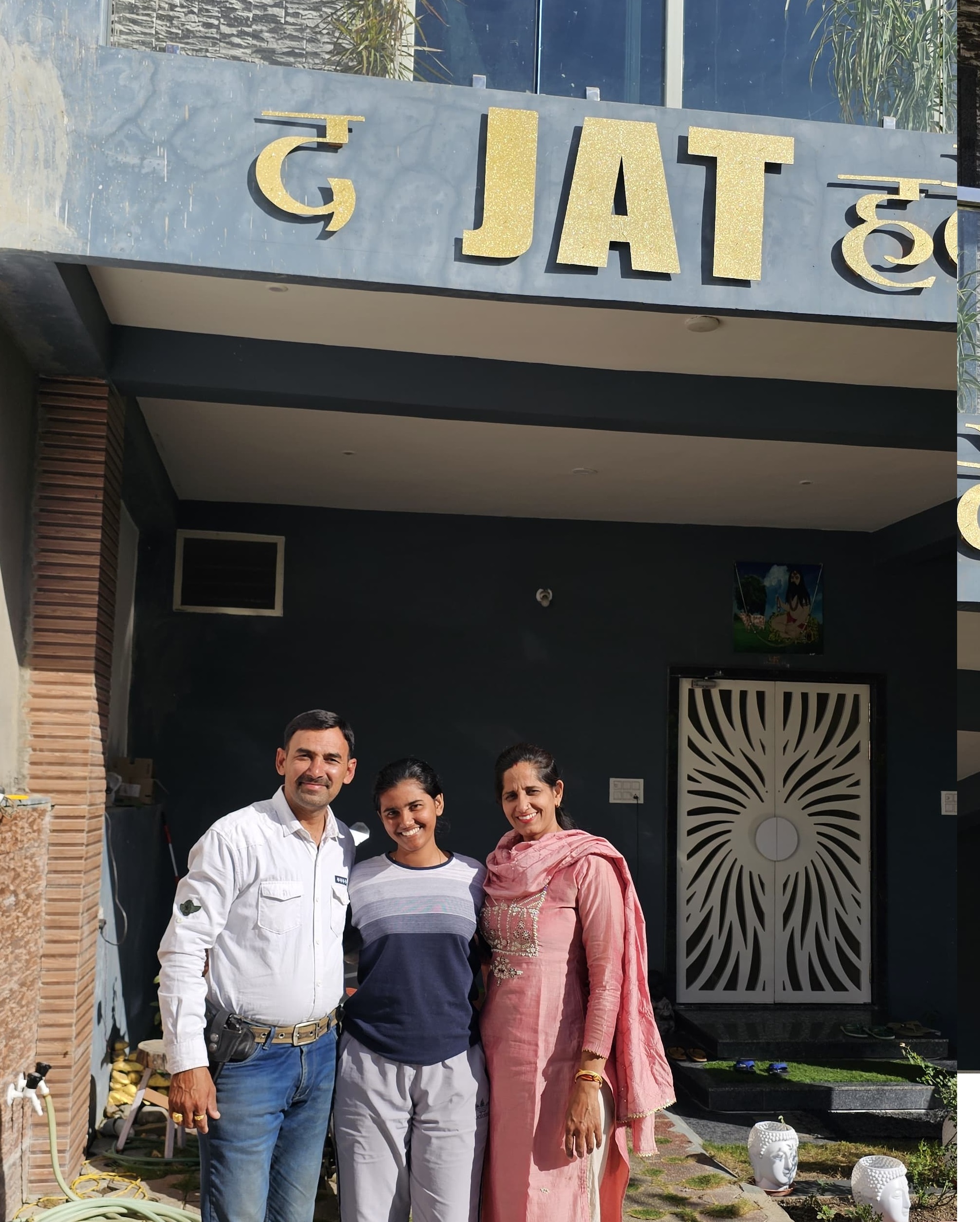 Mahak Jat with Parents Mr Praveen and Asha 